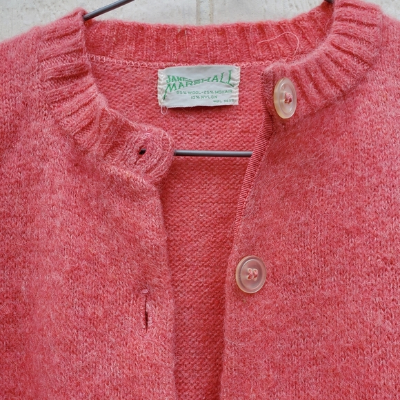 VTG cozy pink cardigan - Picture 16 of 16